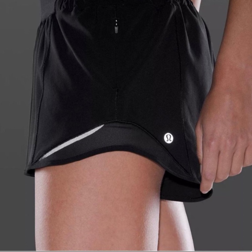 COPY - Lululemon Hotty Hot shorts